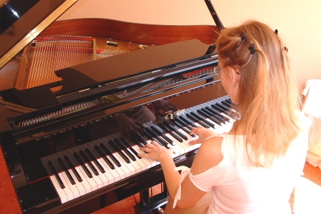 Klavierschule Markt Bibart - Dipl. Musiklehrerin Cornelia Kohler